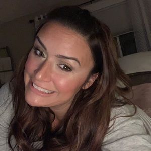 Meet your Posher, Regina